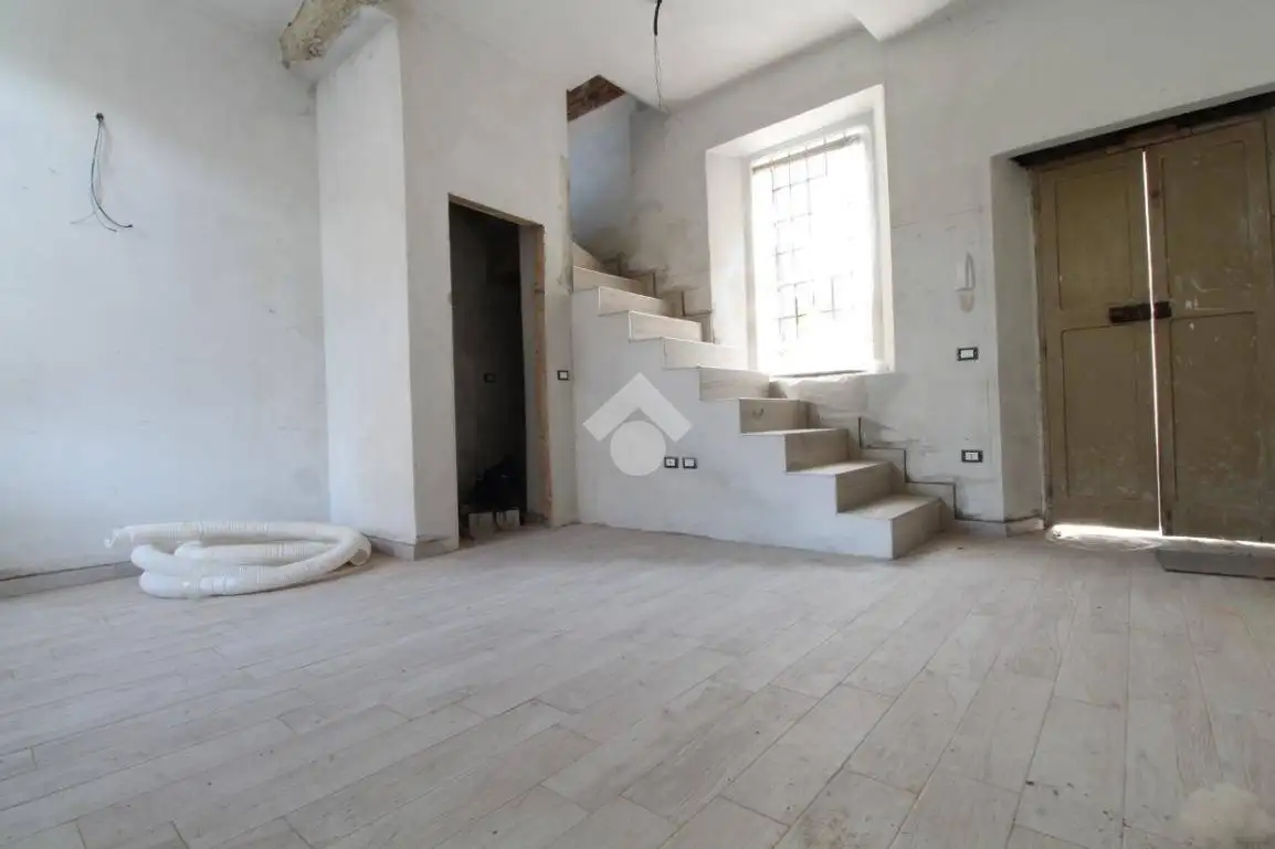 Casa indipendente in vendita a Casalbuttano ed Uniti