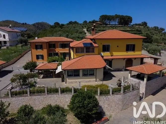 Villa in vendita a Patti