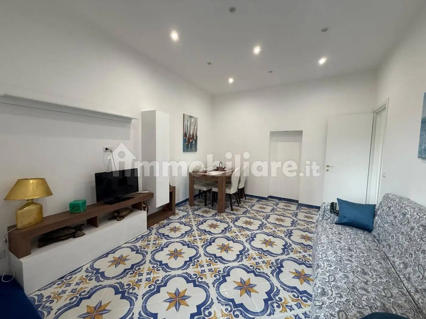 Appartamento in affitto a Napoli