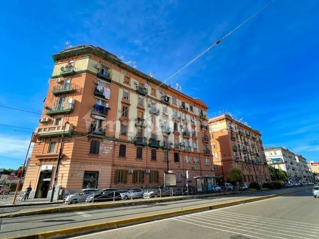 Appartamento in affitto a Napoli