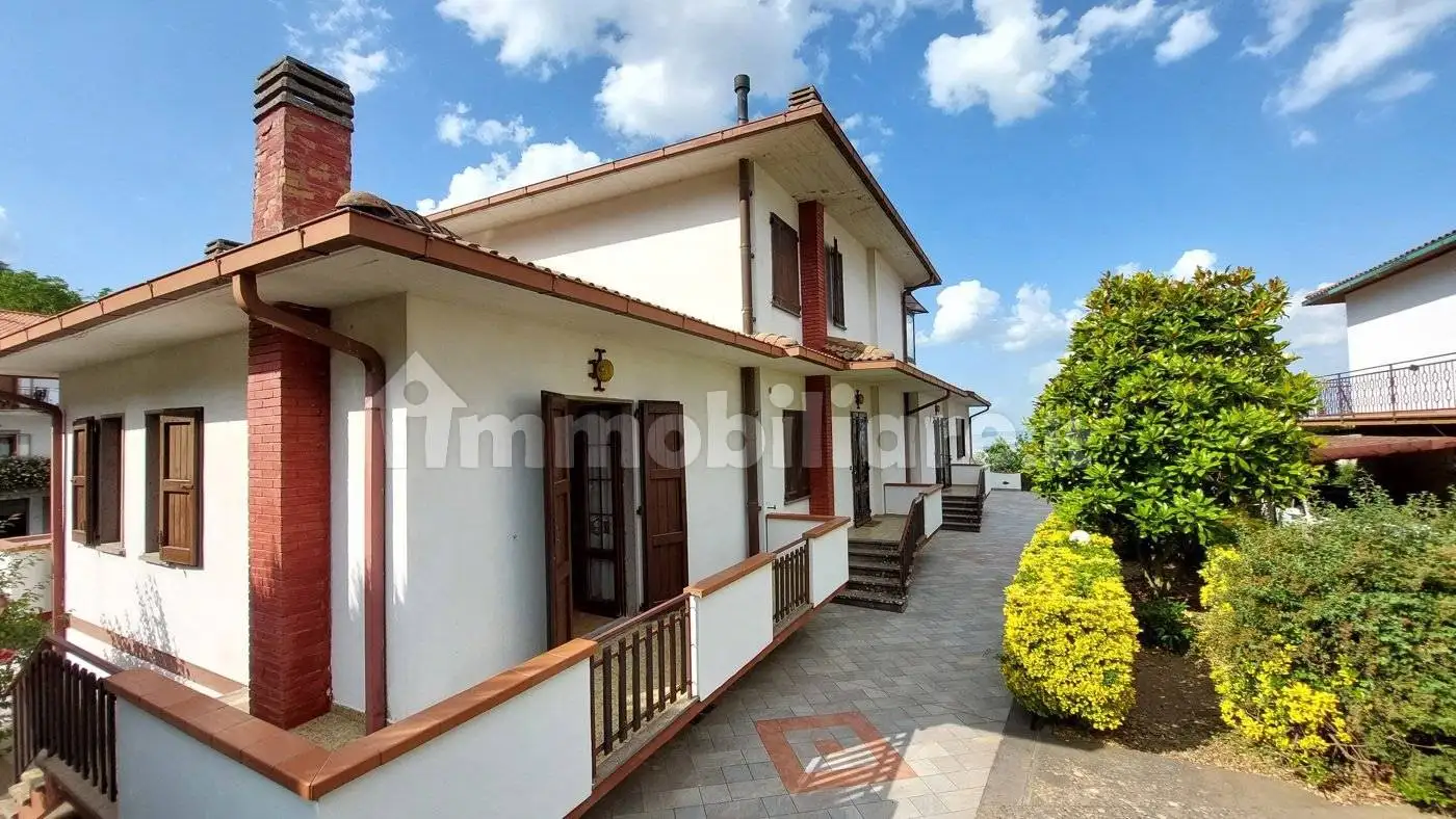 Villa unifamiliare via Francesco Petrarca, Centro, Castell'Azzara - foto 5