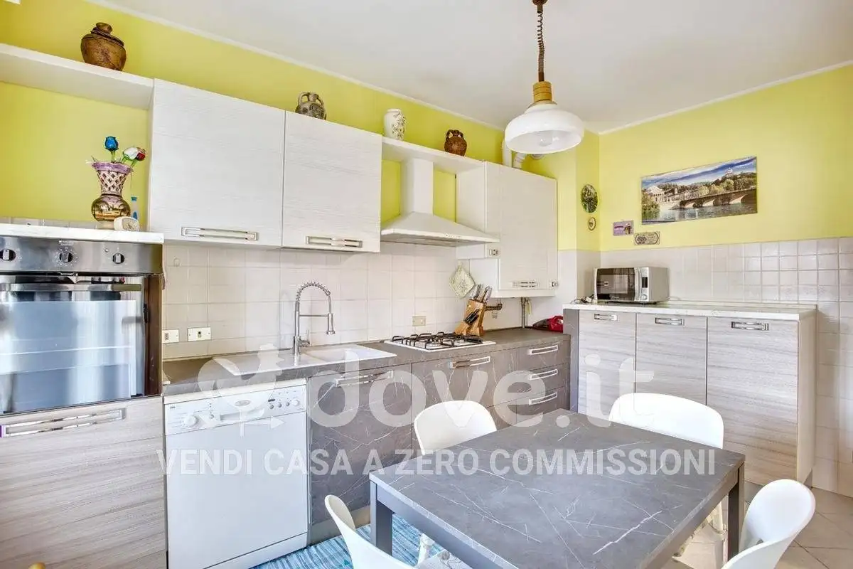 Appartamento in vendita a Barasso