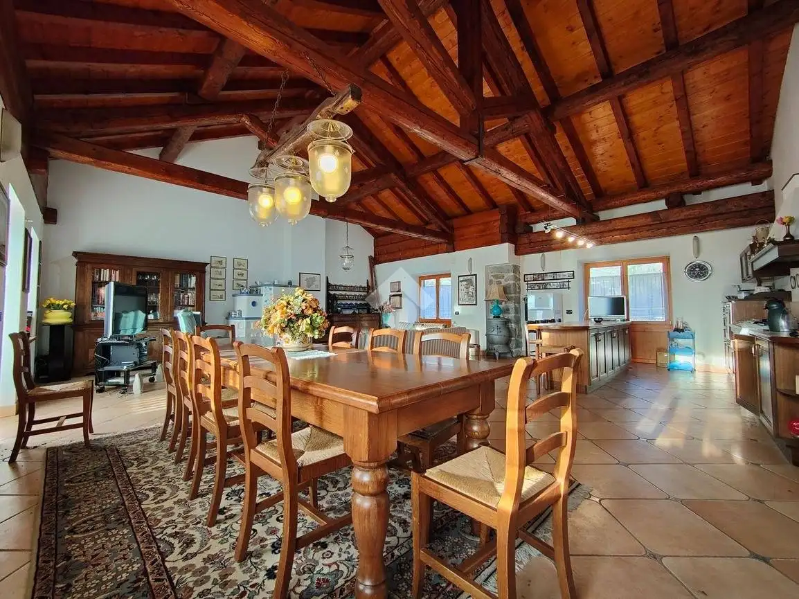 Casa indipendente in vendita a Castel Ivano