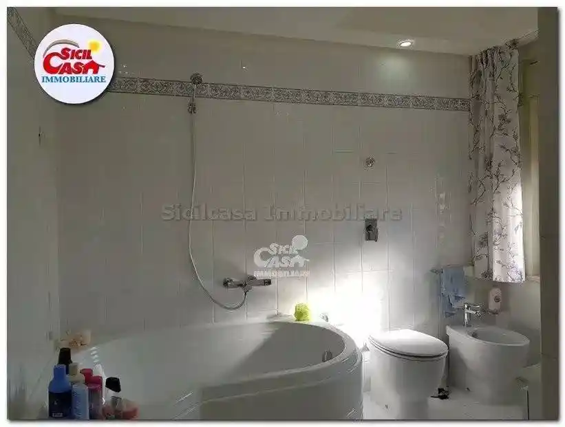 Trilocale da ristrutturare, quarto piano, Via Dante, Trapani, Salemi, Marsala - foto 5