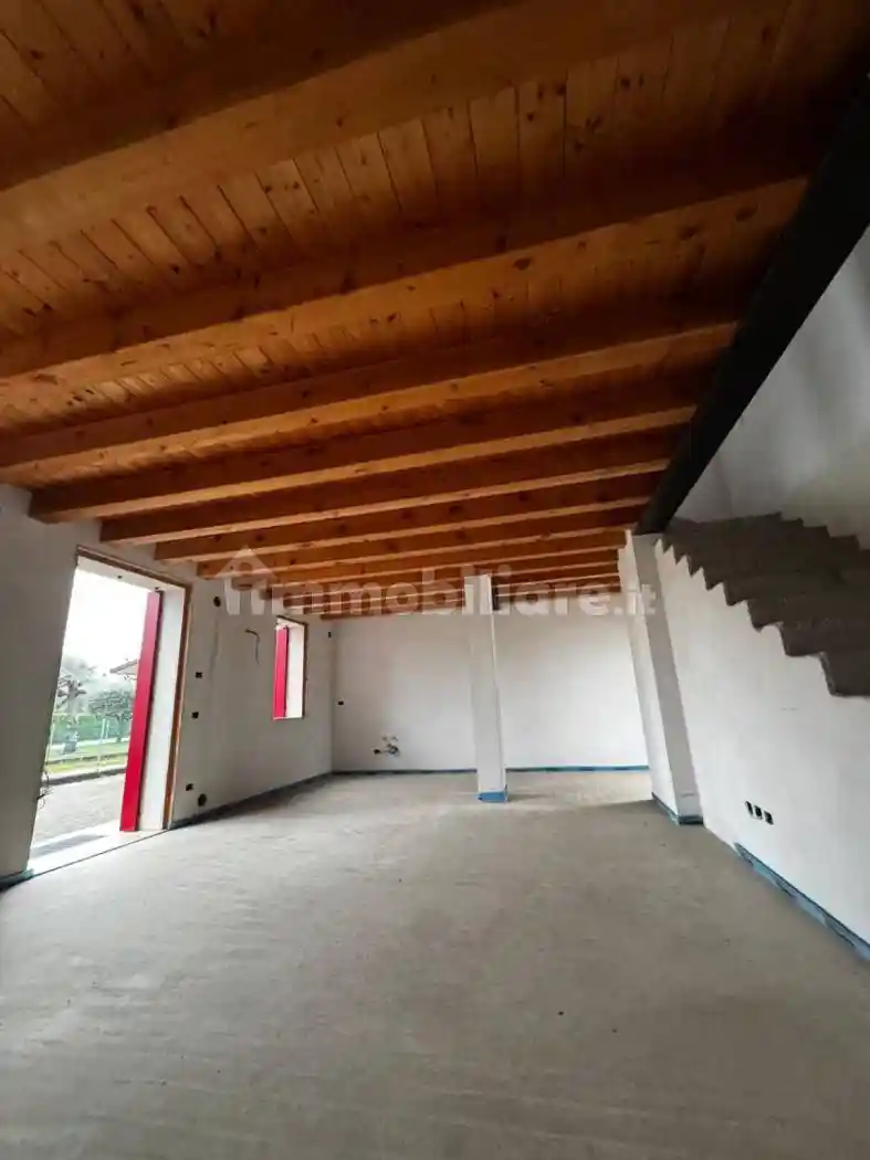 Villa a schiera via Schiavonesca Nuova, Centro, Volpago del Montello - foto 2