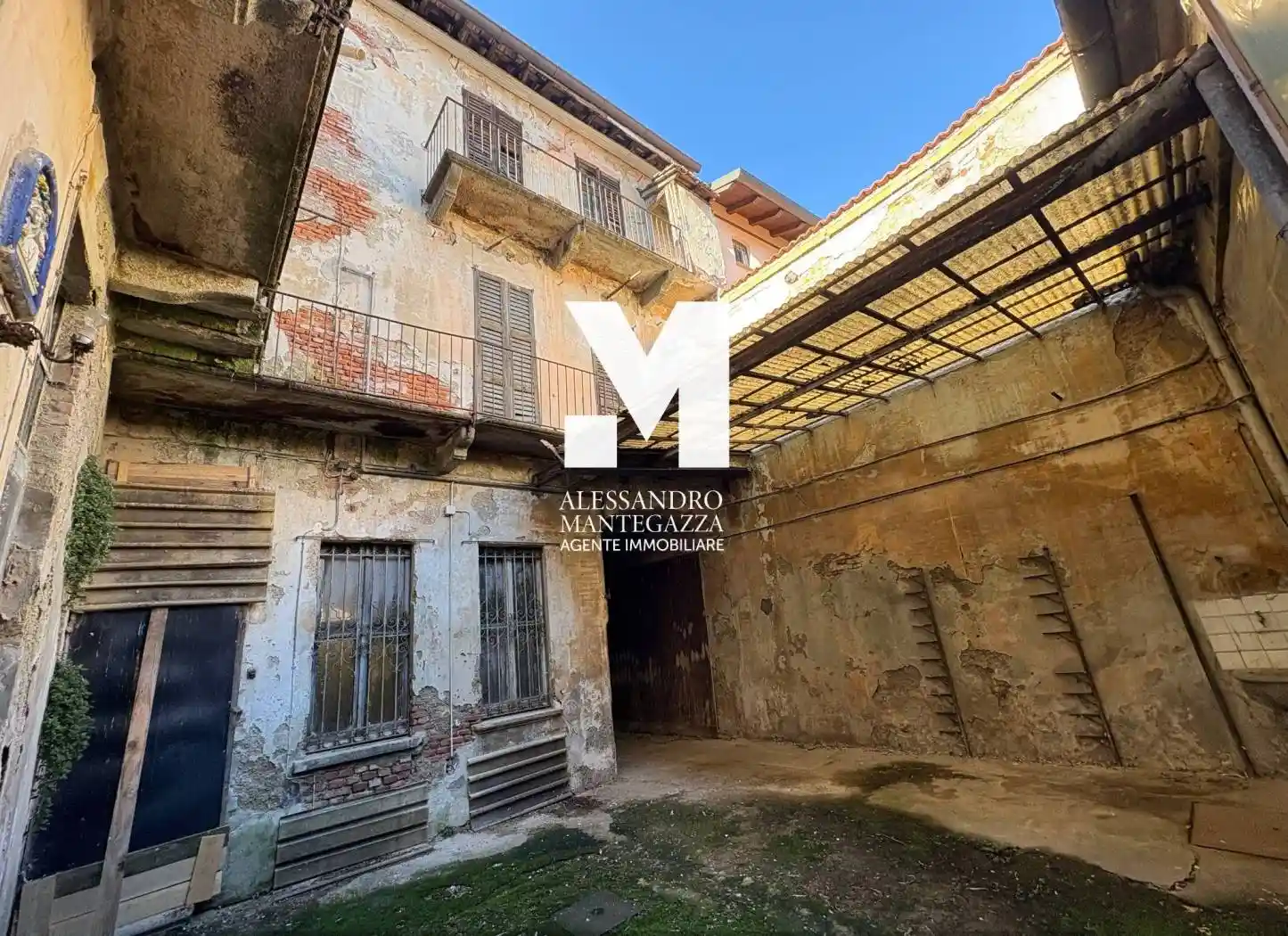 Terratetto plurifamiliare 482 m², da ristrutturare, Centro Storico, Monza - foto 4