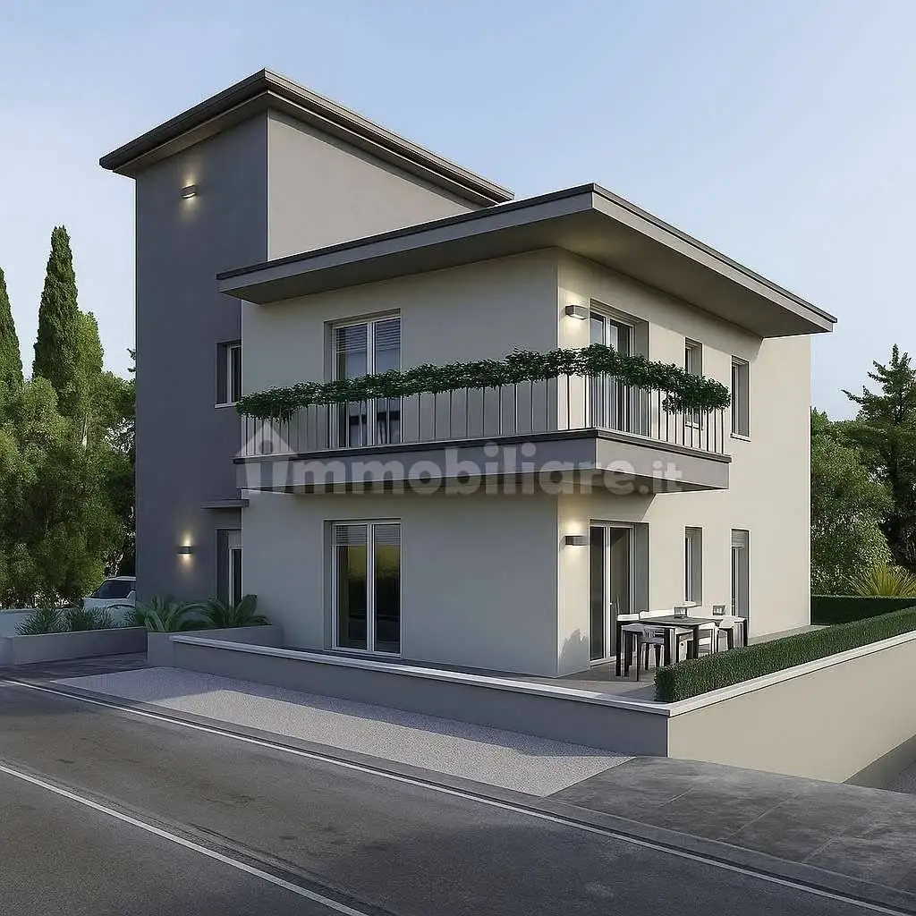 Appartamento in vendita a Verano Brianza