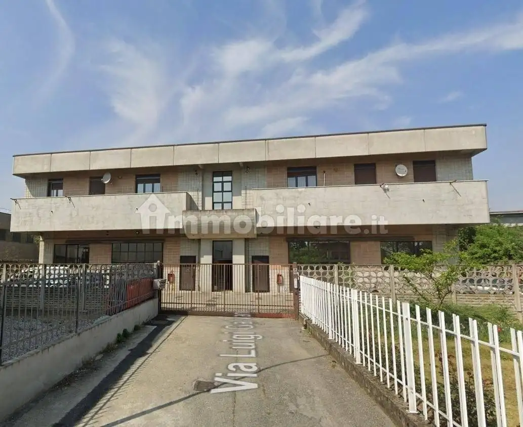 Appartamento in asta a Pessano con Bornago