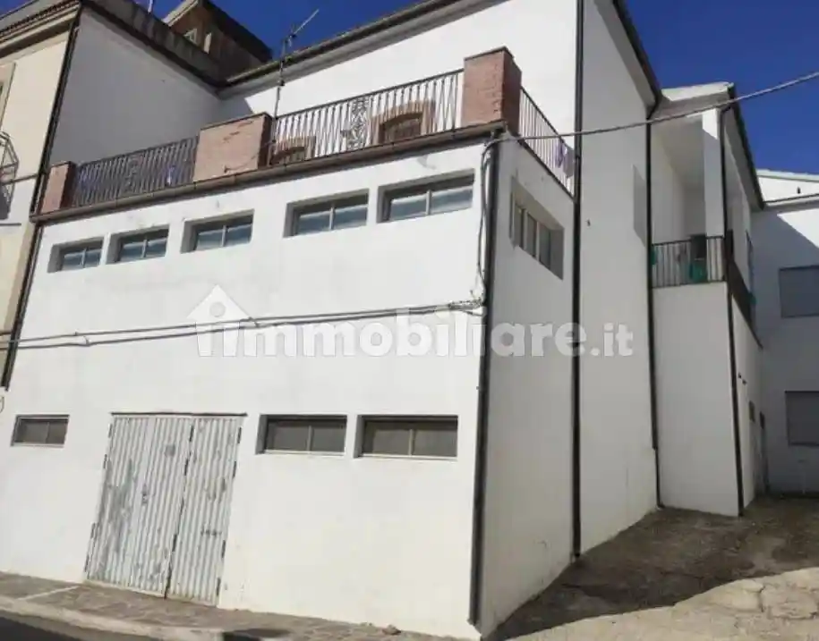 Appartamento in vendita a Calciano