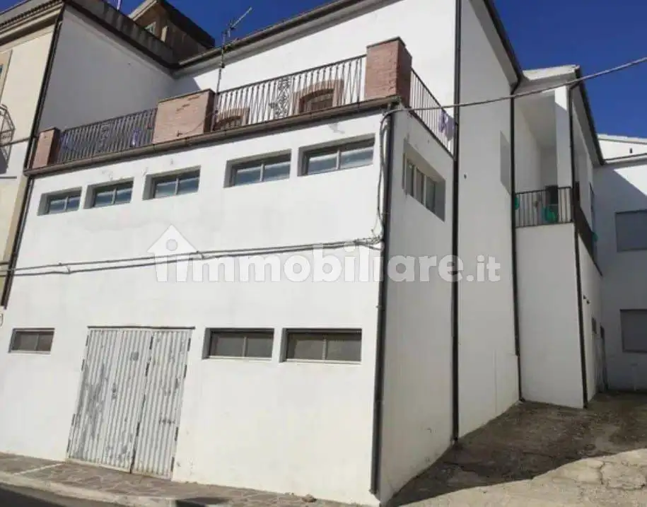 Appartamento in vendita a Calciano