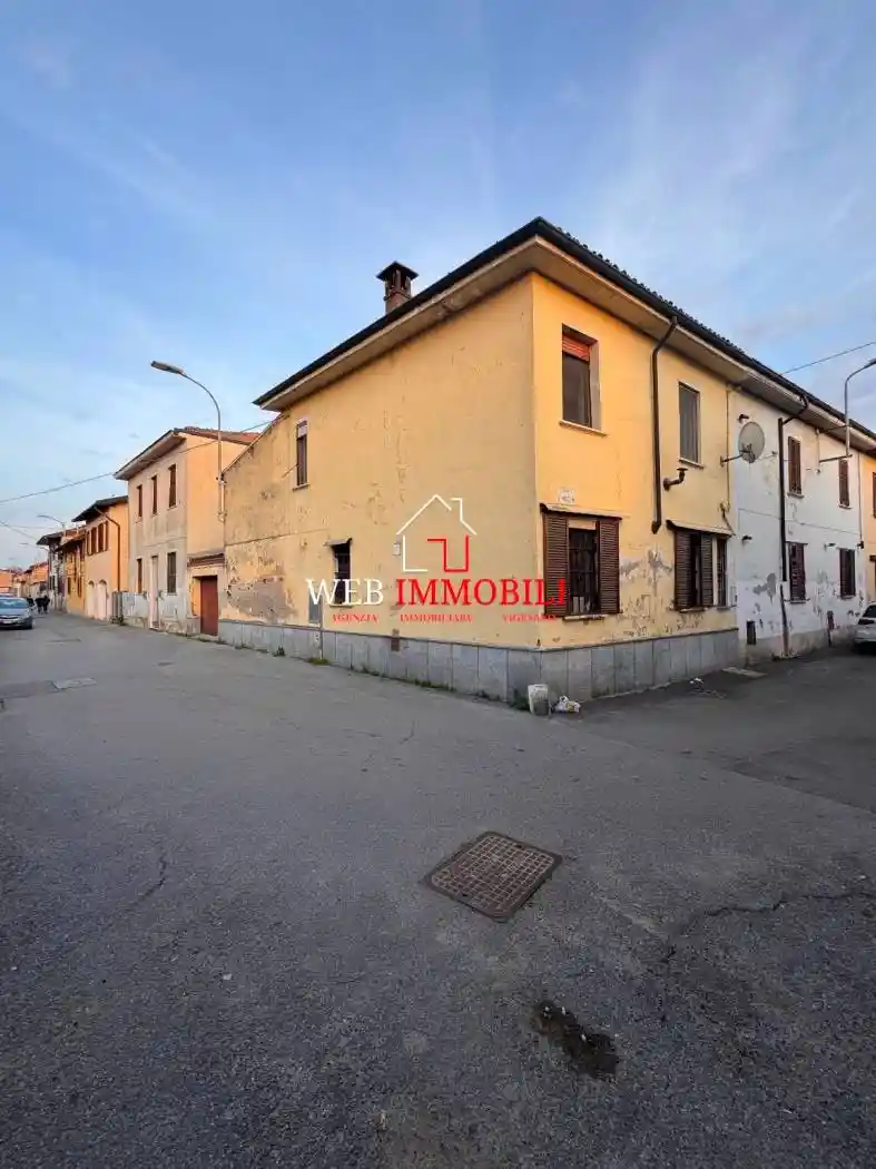 Casa indipendente in vendita a Tromello