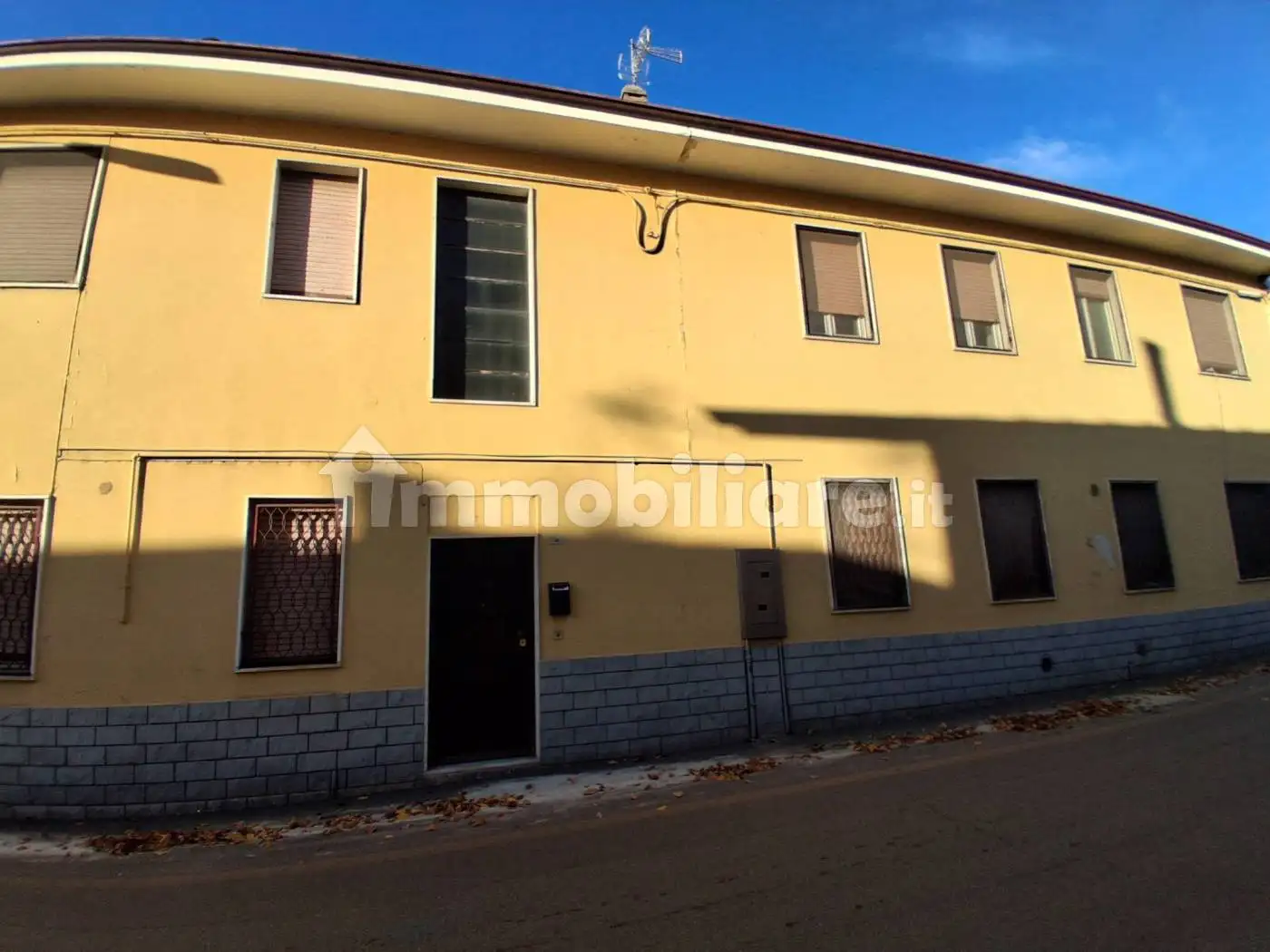 Terratetto unifamiliare 230 m², da ristrutturare, Centro, Arconate - foto 2