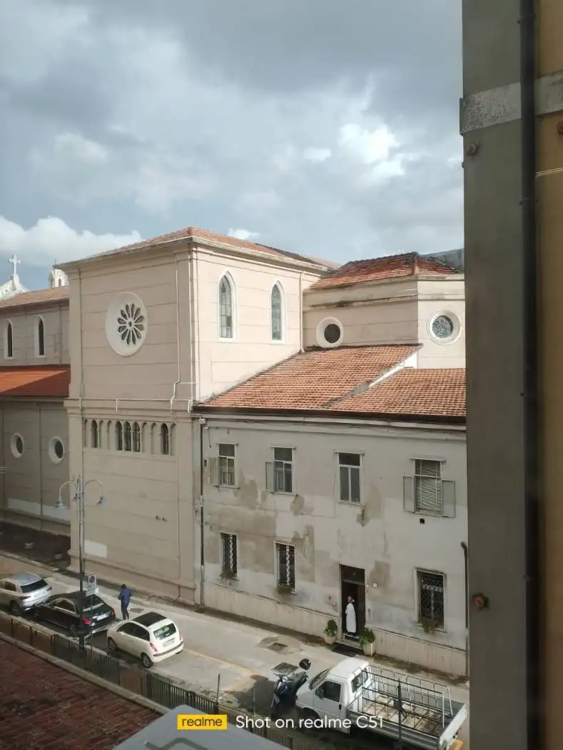 Bilocale ottimo stato, secondo piano, Emanuele II, C. Colombo, Morelli e Silvati, Avellino - foto 2