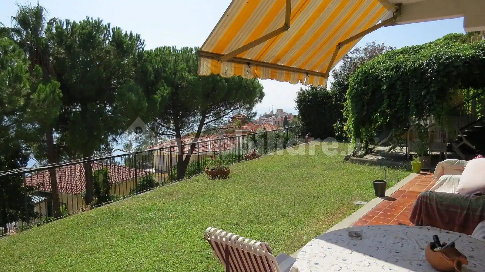 Appartamento da ristrutturare, su più livelli, Zona Collinare, Bordighera - foto 3