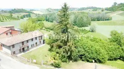 Villa in vendita a Mongardino