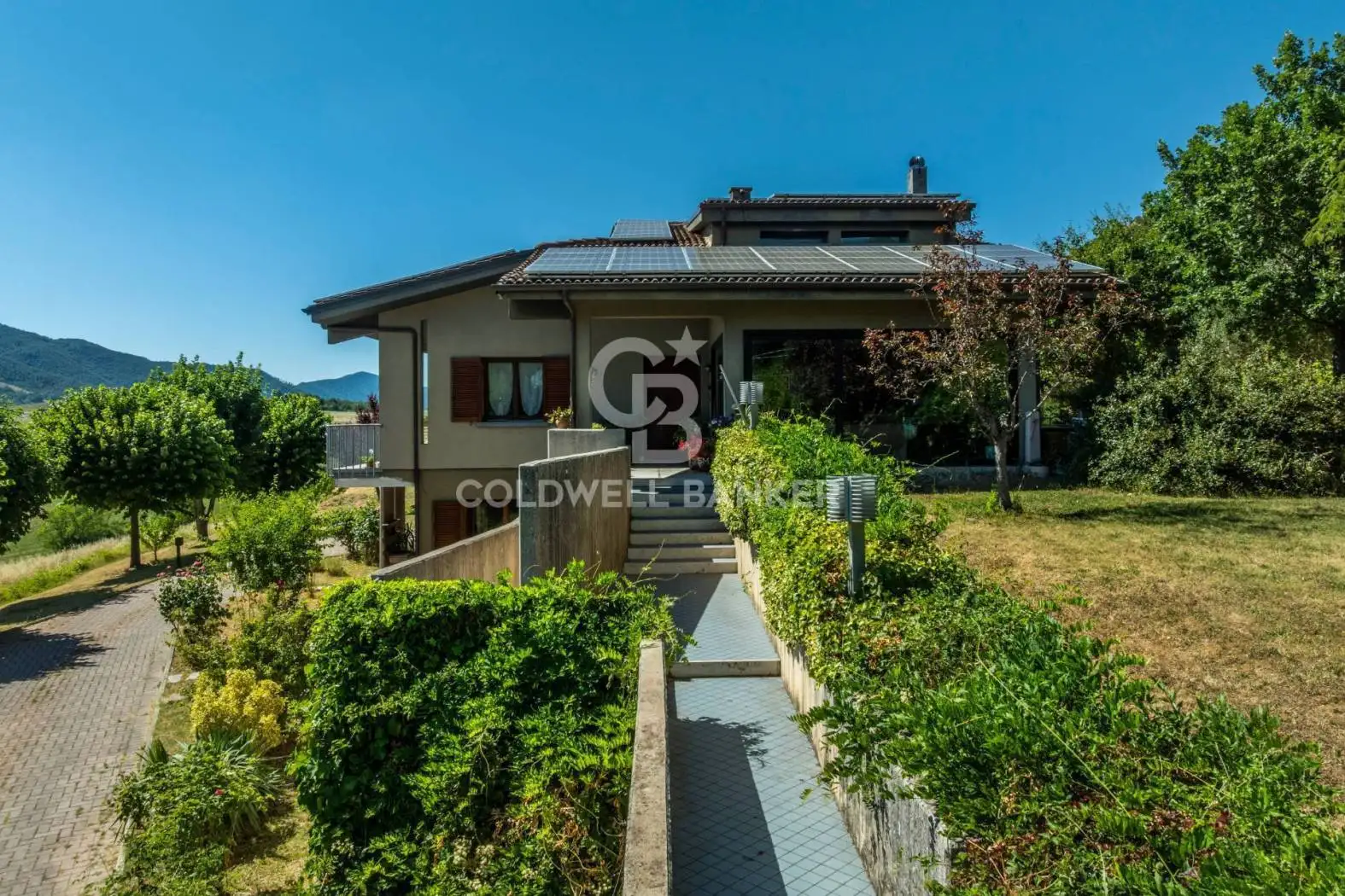 Villa in vendita a Scheggia e Pascelupo