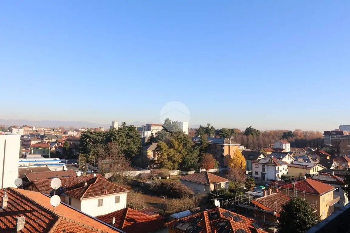 Appartamento in vendita a Rho