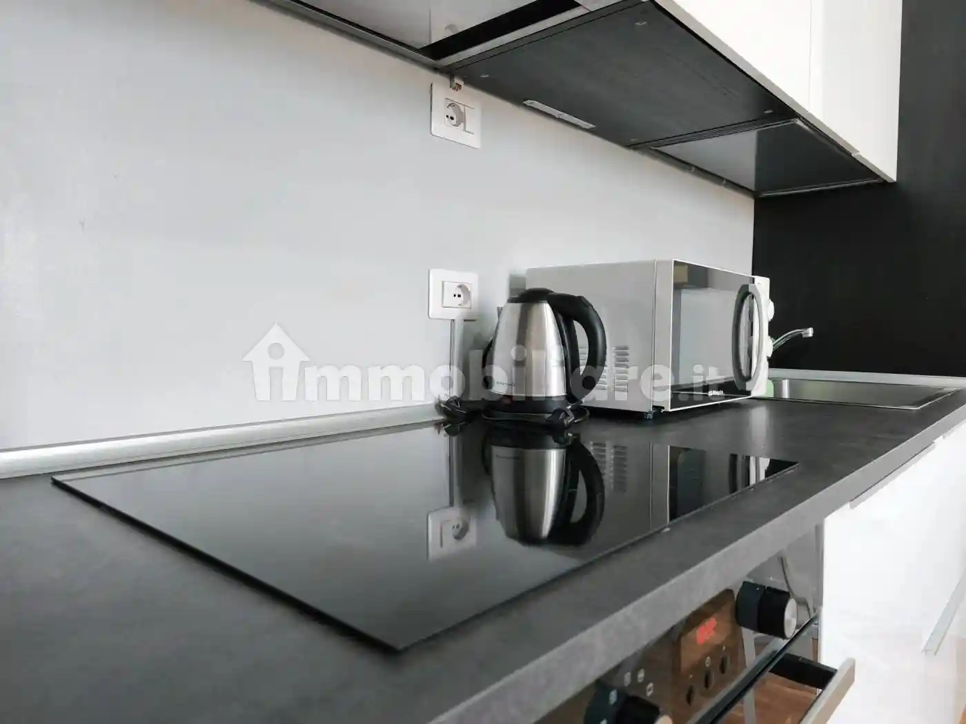 Monolocale via Ferrante Aporti 24, Pasteur, Milano - foto 2