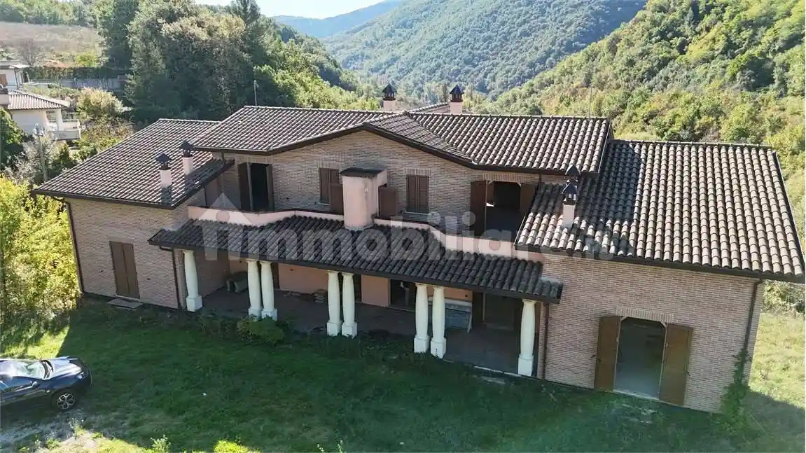 Villa in vendita a Nocera Umbra