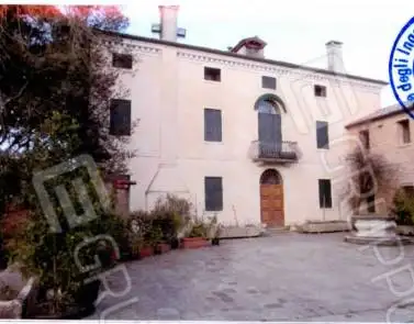 Villa in asta a Arre