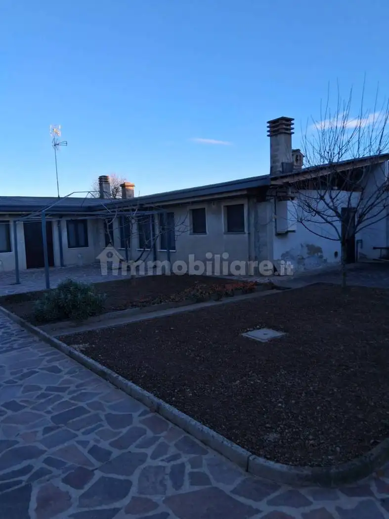 Villa plurifamiliare via Alessandro Volta 6, Centro, Arconate - foto 5