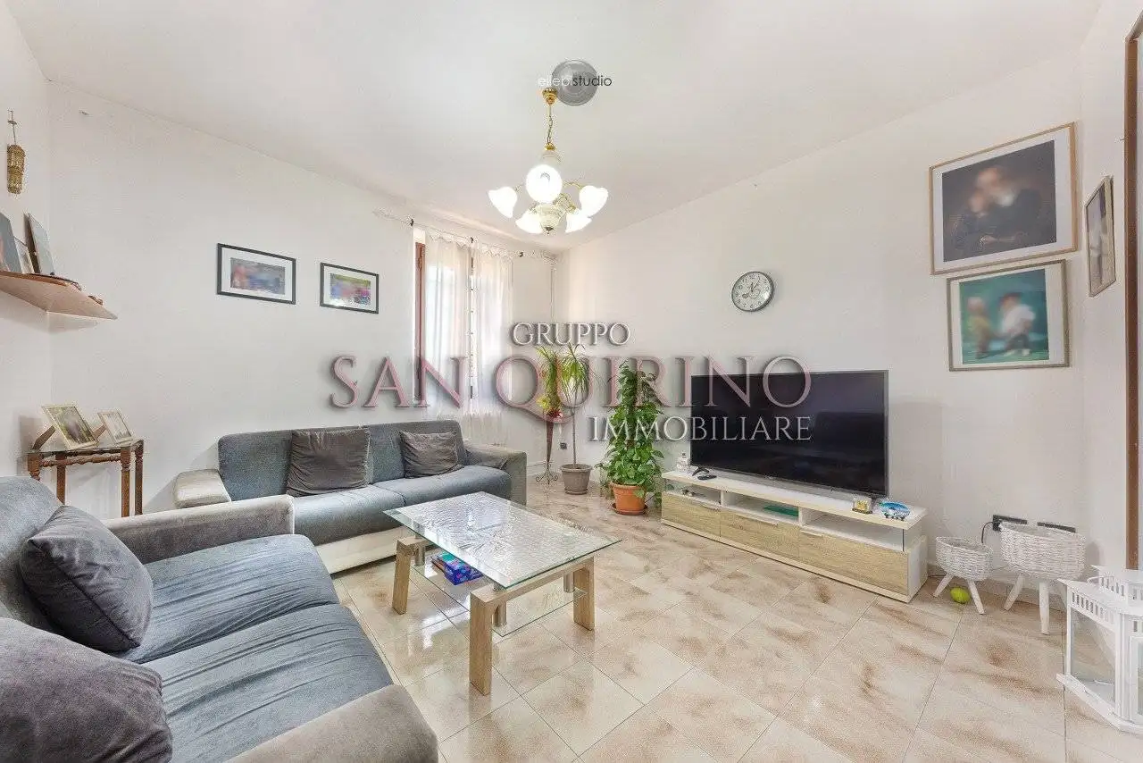 Villa in vendita a Rolo