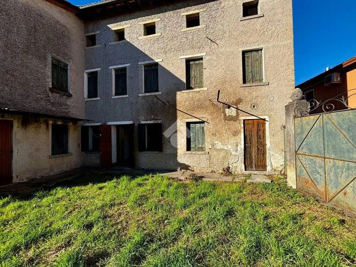 Casa indipendente in vendita a Pieve di Soligo