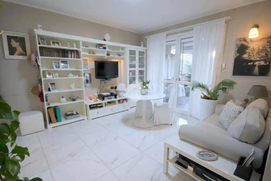 Trilocale via Mameli 18, Centro, Cornaredo - foto 2