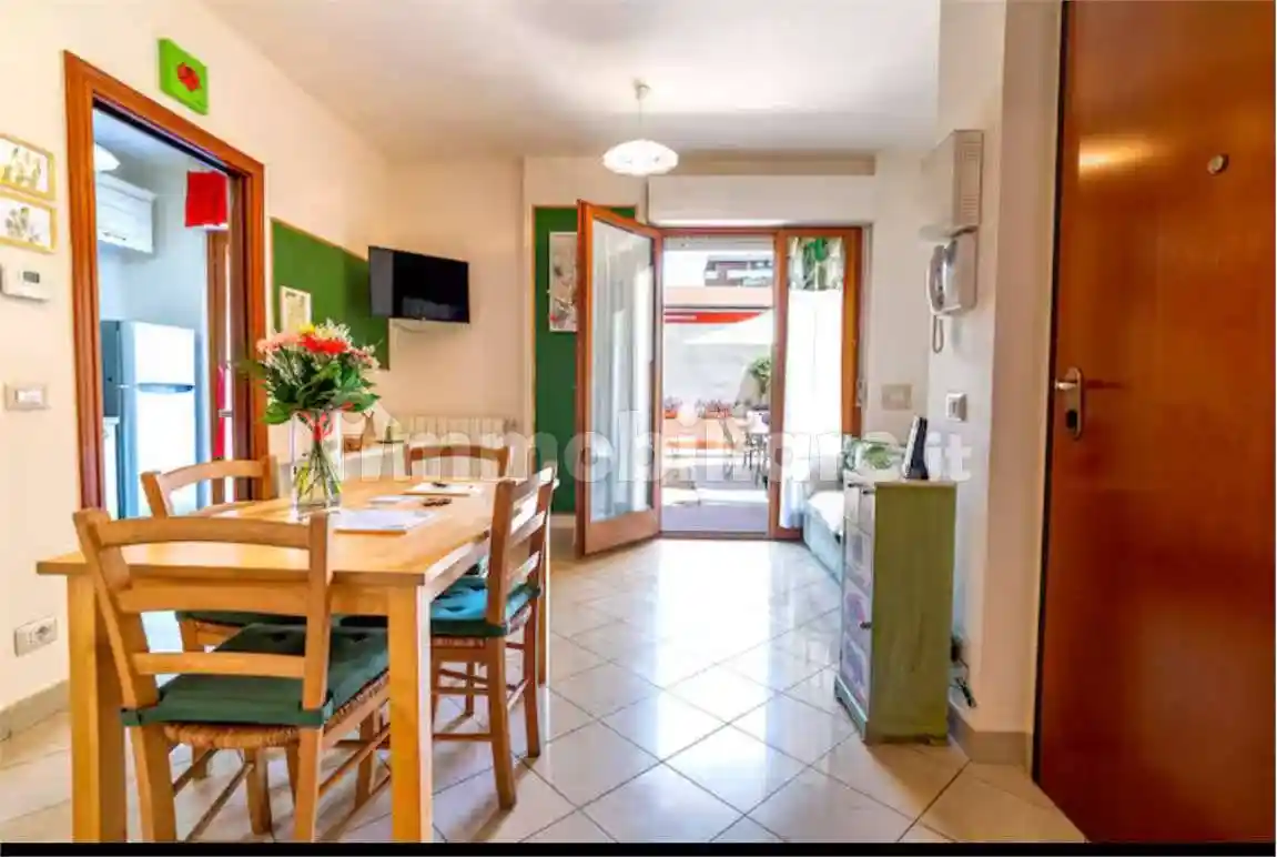 Trilocale palestro, 90, Pontino - Bastia, Livorno - foto 3