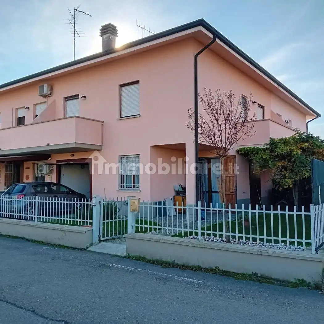 Villa in vendita a Molinella