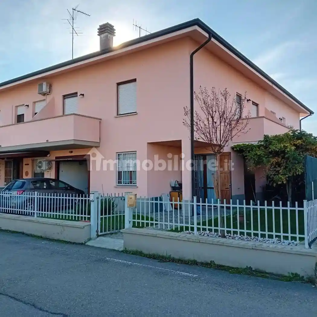 Villa in vendita a Molinella