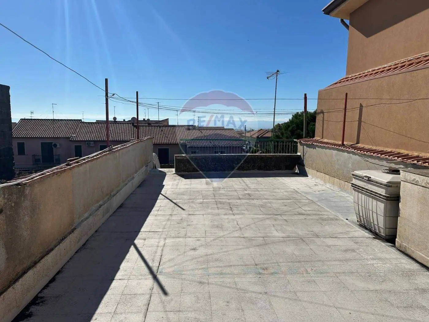 Quadrilocale via Giuseppe Garibaldi 15, Centro, Camporotondo Etneo - foto 2