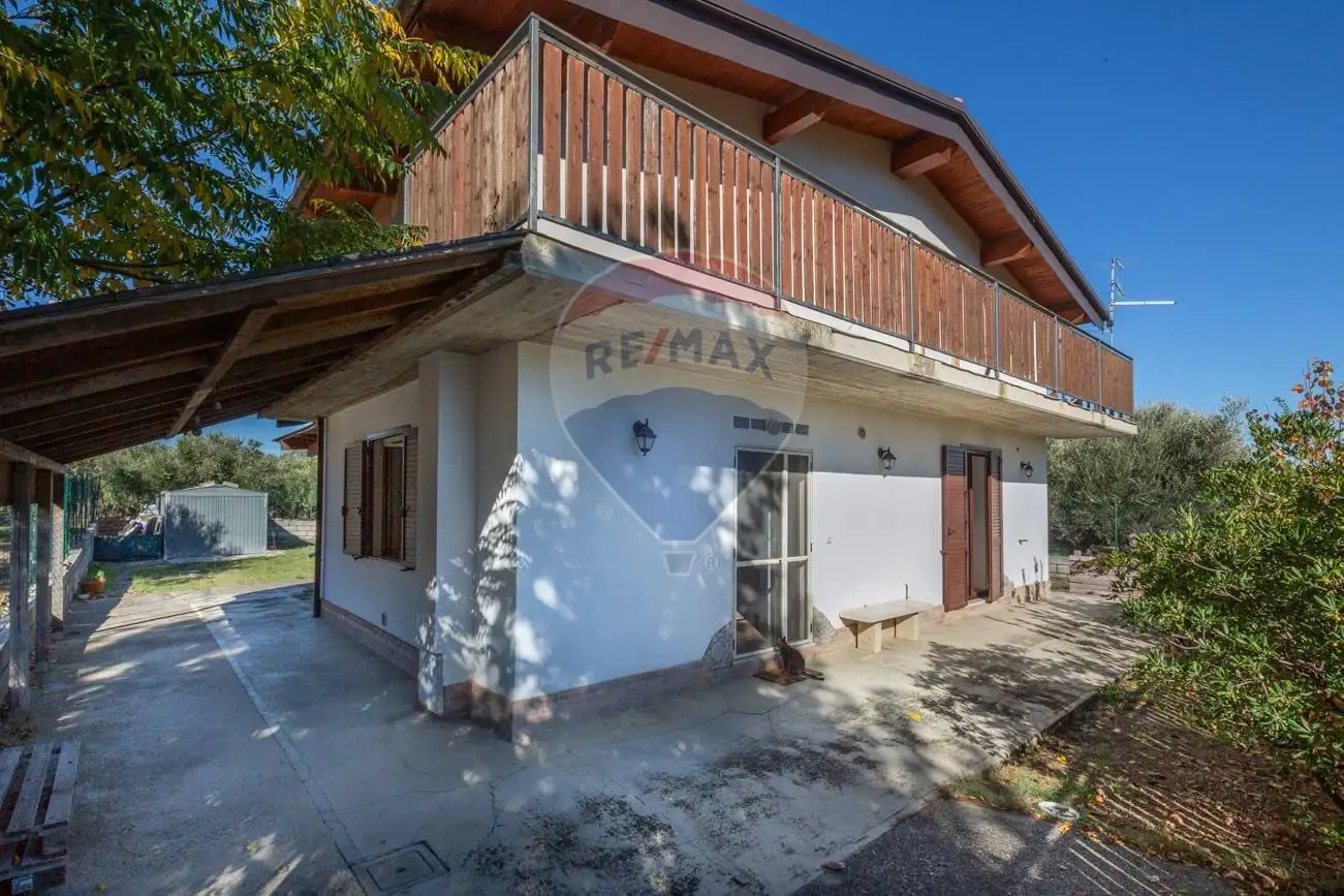 Terratetto unifamiliare Contrda Piano Cignale 11, Cugnoli - foto 2