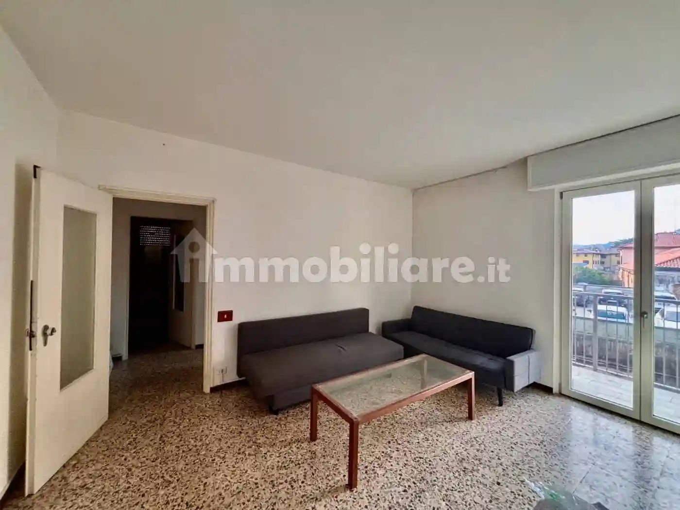 Trilocale via Giuseppe Mazzini 64, Centro, Erba - foto 4