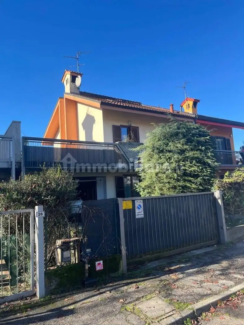 Villa in vendita a Villasanta