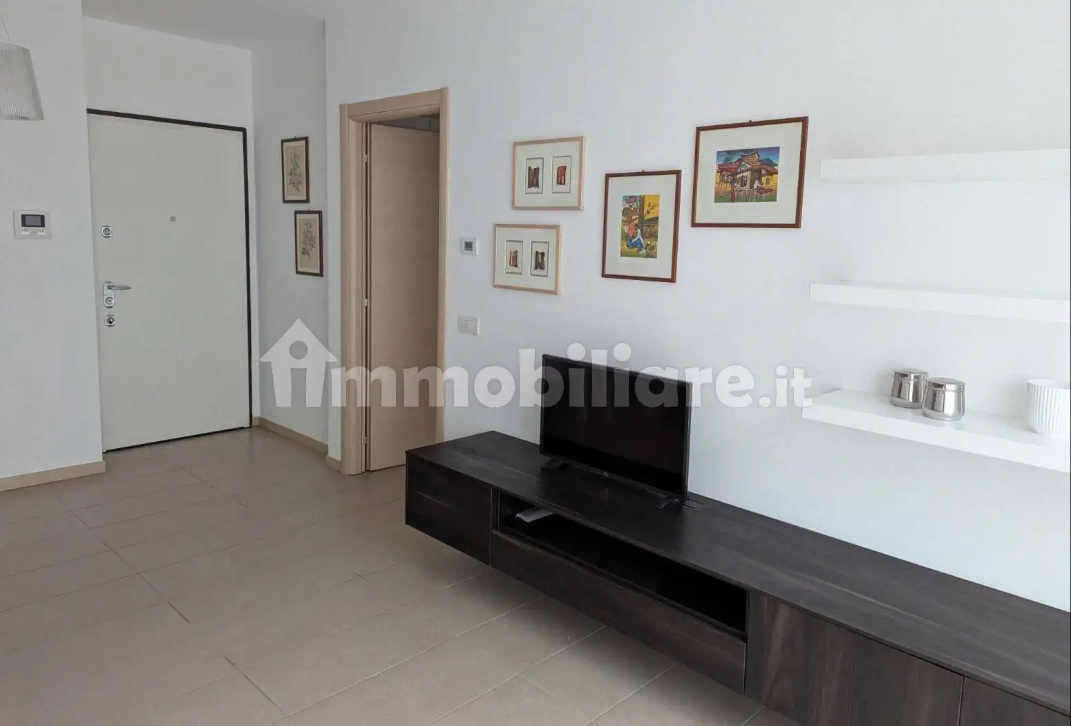 Monolocale via Aldo Moro 10, Semicentro, Vimercate - foto 2