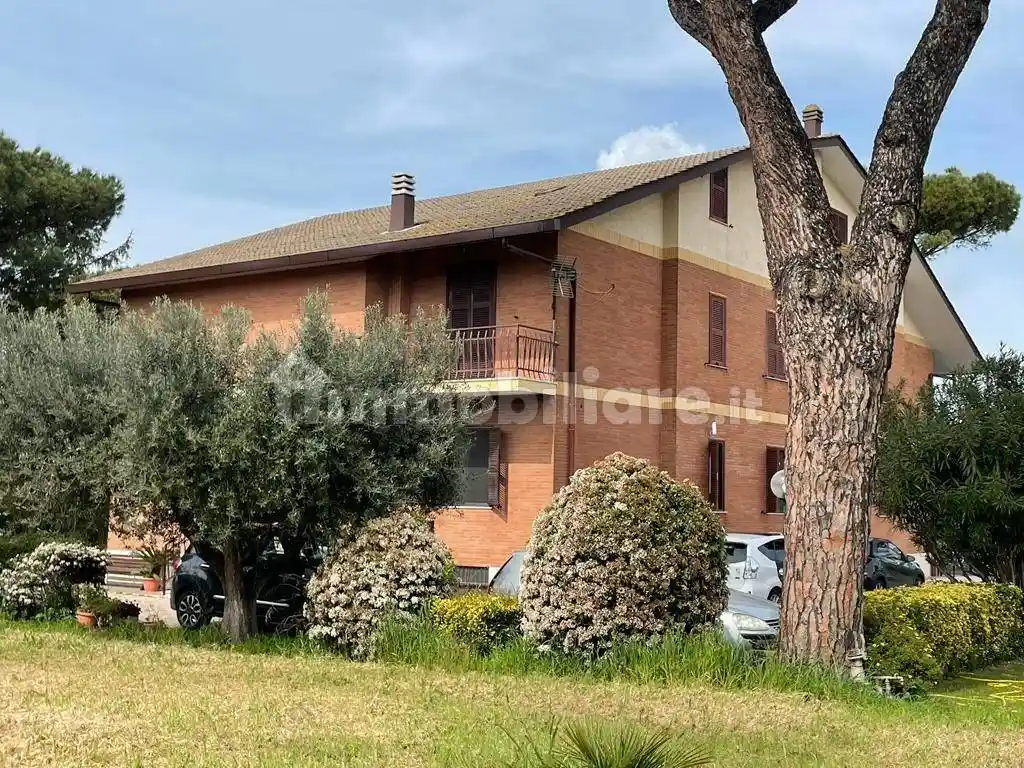 Villa bifamiliare via delle Cornacchiole, Torricola - Tor Carbone, Roma - foto 3
