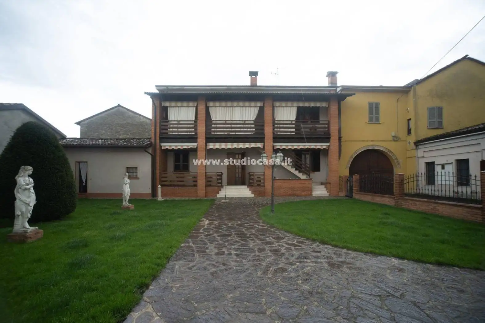 Casa indipendente in vendita a Montodine