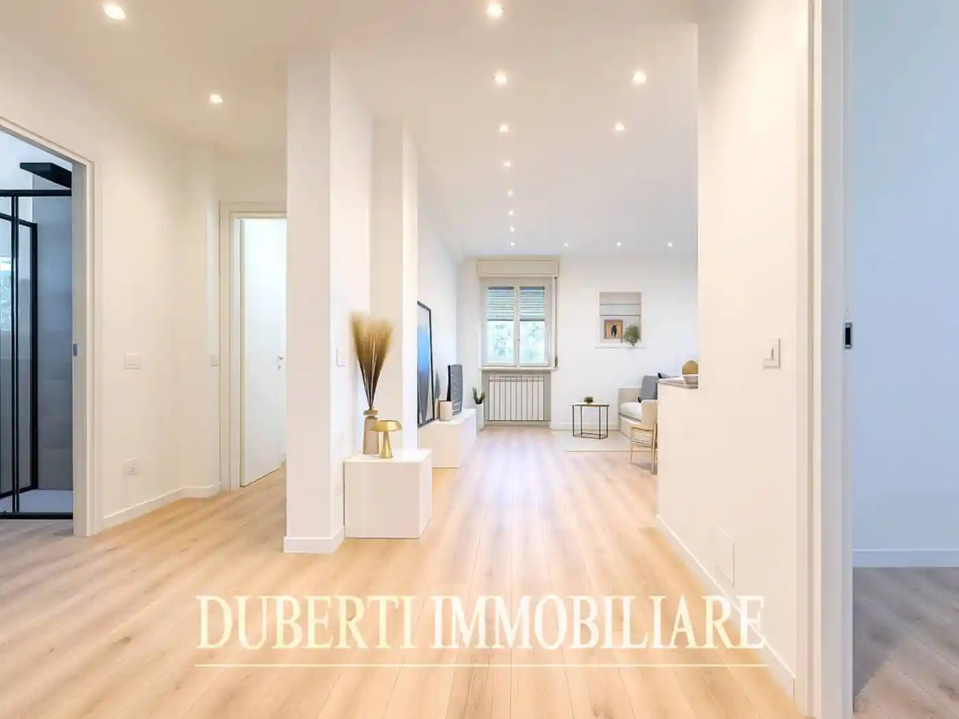 Quadrilocale via Aurelio Saffi 147, Velate - Avigno, Varese - foto 2