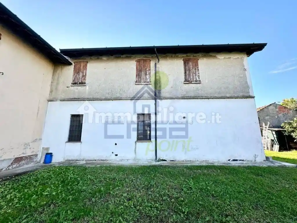 Trilocale via stazione 38, Centro, Acquanegra Cremonese - foto 4