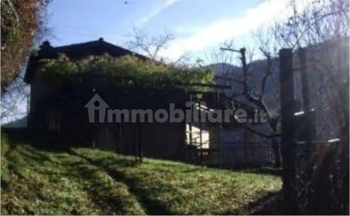 Rustico - Casale in asta a Vestone