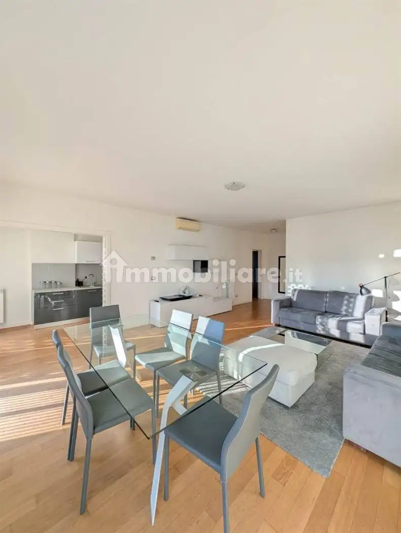 Appartamento in affitto a Parma