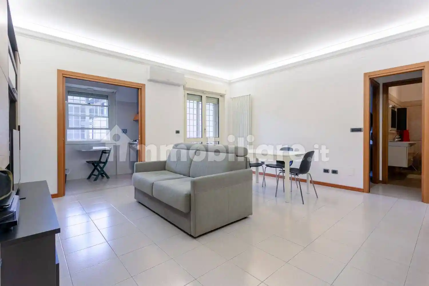 Bilocale via degli Orafi, 60, Giardinetti, Roma - foto 2