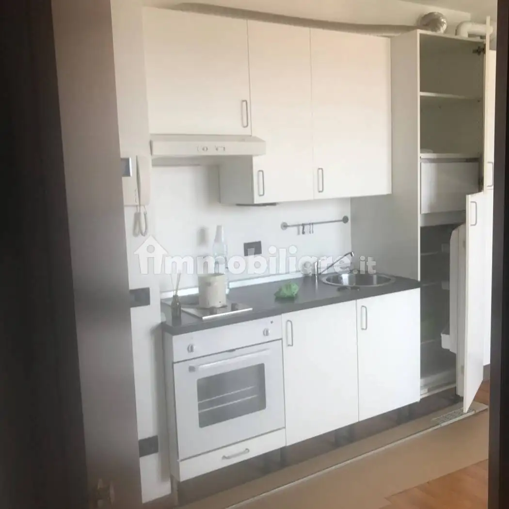 Appartamento in affitto a Garbagnate Milanese