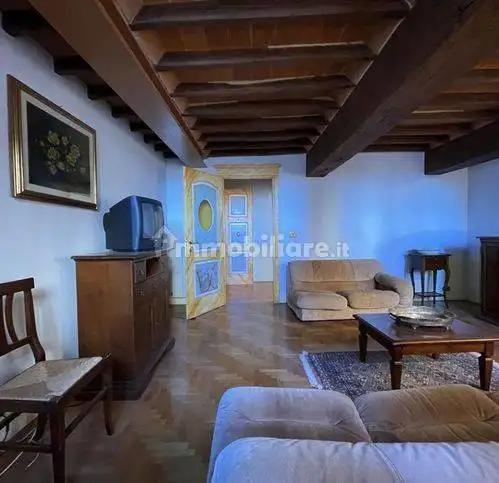 Appartamento in vendita a Siena