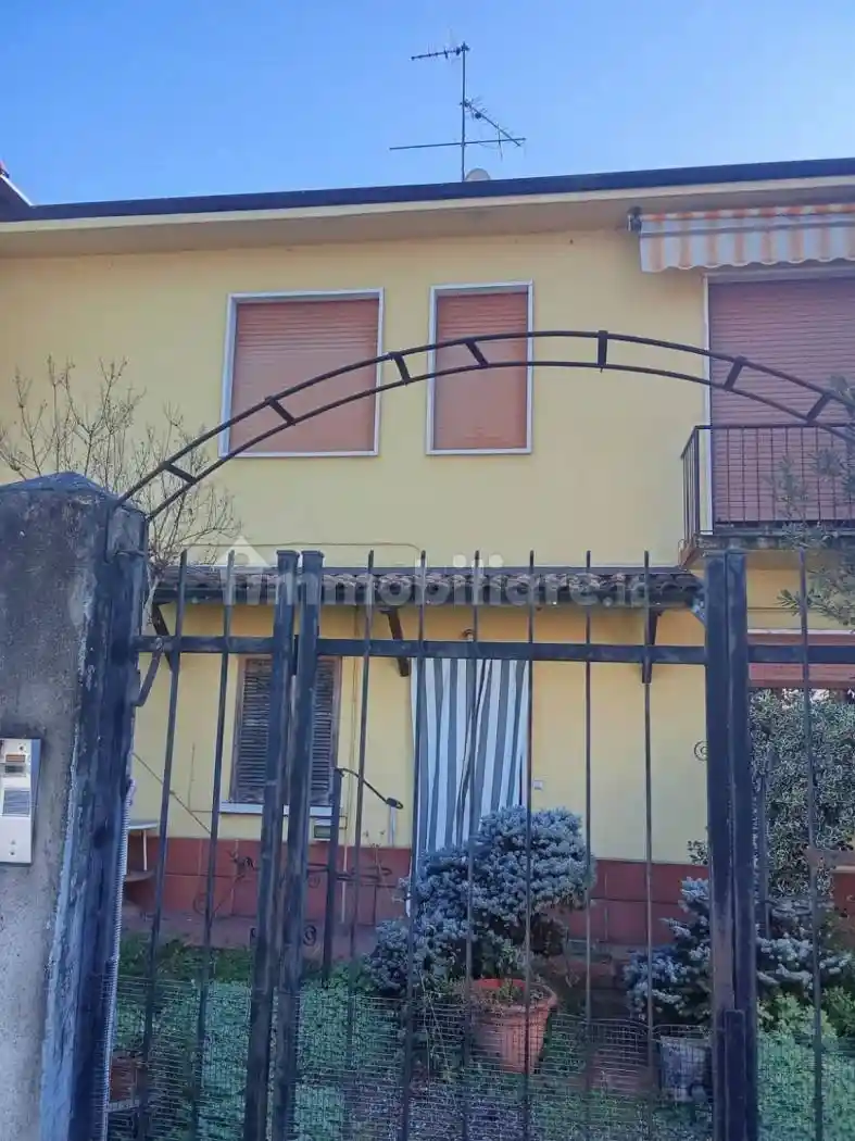 Bilocale via Cavalieri di Vittorio Veneto 1, Casorate Primo - foto 2