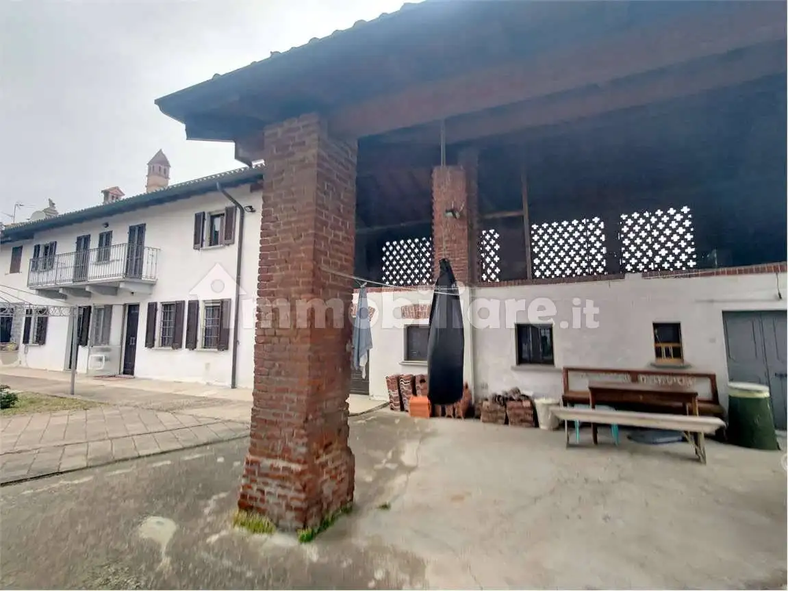 Rustico - Casale in vendita a Mortara