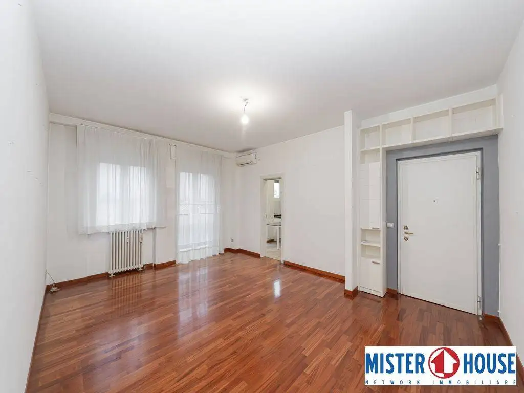 Trilocale via Sant'Elisabetta 15, Centro, Muggiò - foto 3