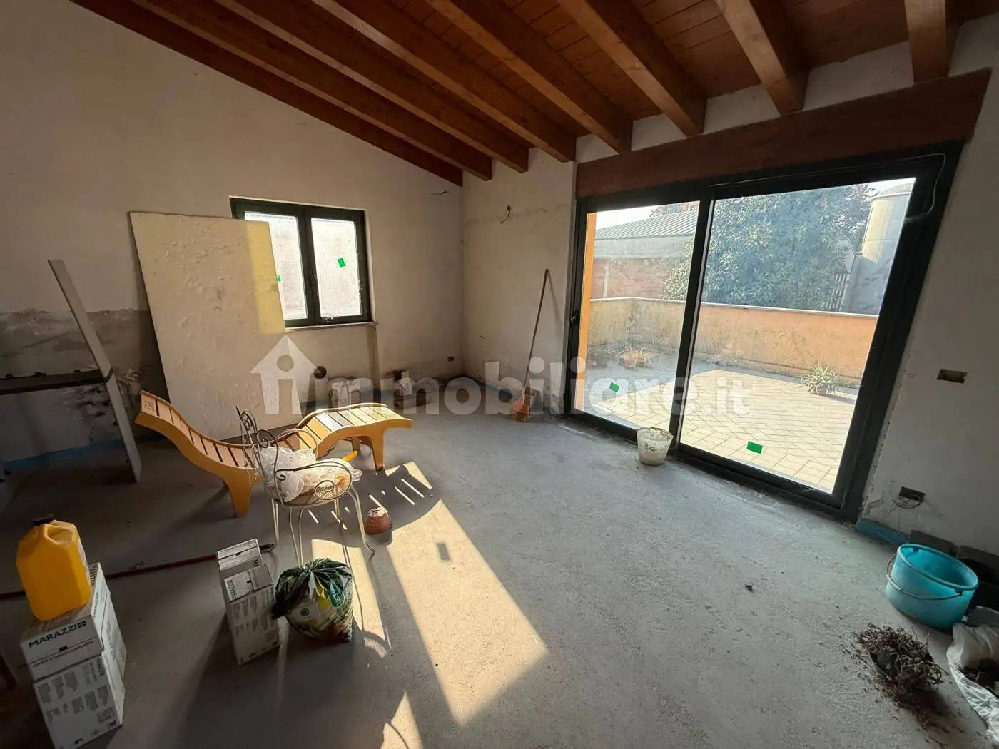 Villa in vendita a Pognano