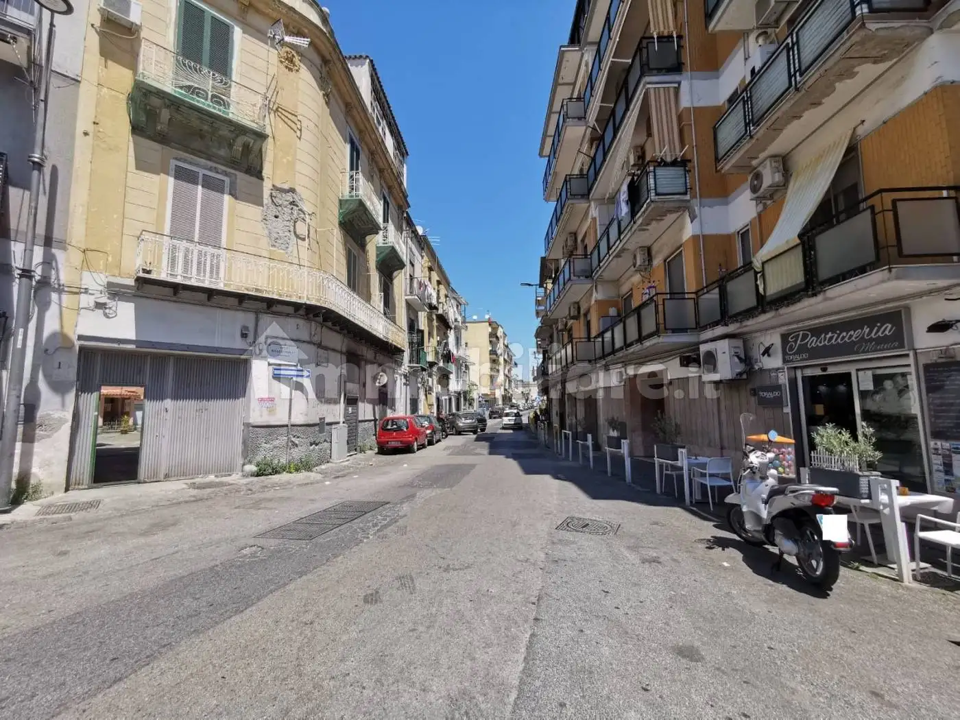 Appartamento in vendita a Napoli